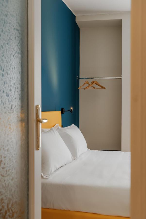 Hotel Riva アラッシオ エクステリア 写真